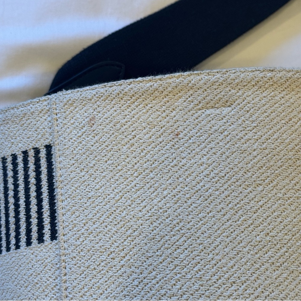 Celine Women Sangle Small Bucket Bag in Textured Canvas - White and Black - Picture 3 of 9